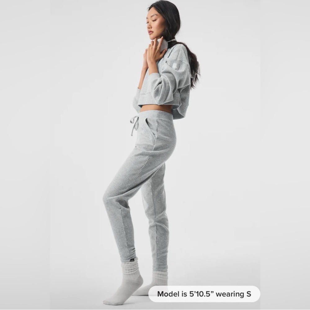 ALO Gray Muse Matching Set